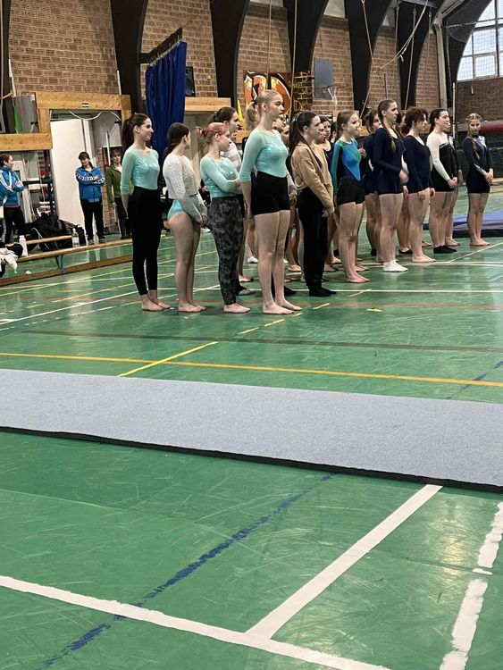 lány torna csoportkép