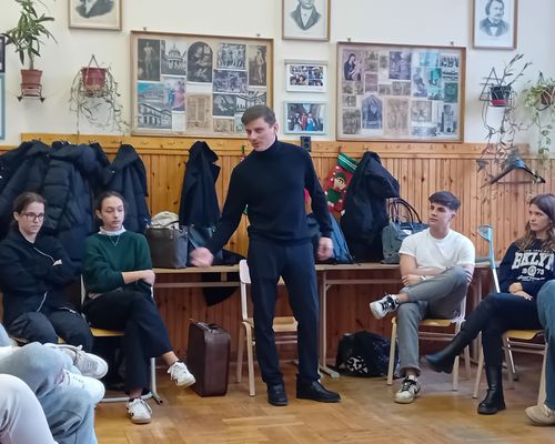 Osonó Szinházműhely a Verebélyben - József Attila kicsit másképp