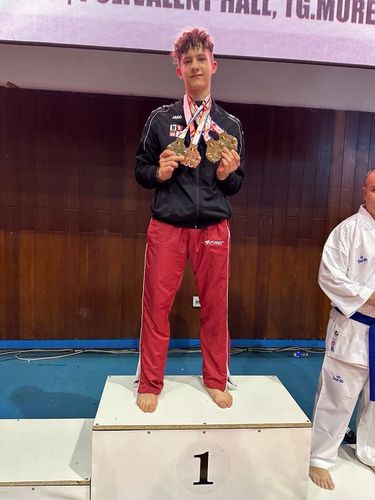 1. hely Bartalis Ádám 9. E 15th European Shotokan Federation ESF Shotokan Championship – Románia Kép