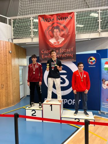 1. hely Bartalis Ádám Avas kupa karate.jpg