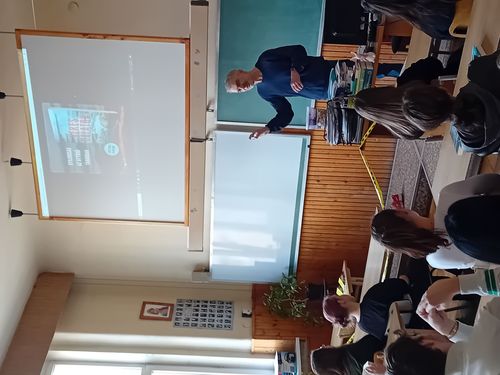 Zajácz D. Zoltán. rendhagyó irodalom óra